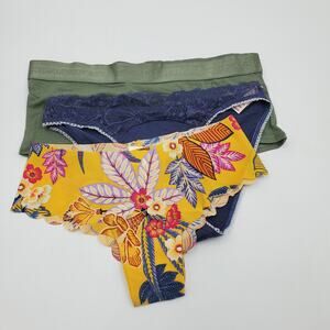 Victoria's Secret Bundle of Three Panties Cheekster Boyshort Bikini Size S